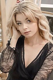 Julia Nikolaev 1188947