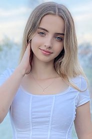 Yana Kiev 1575774