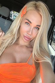 Olena Kyiv 1697002