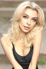 Camilla Kiev 1702558