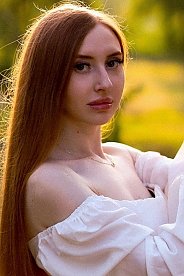 Alina Cherkasy 1713447