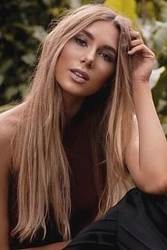 Anastasia Milan 1815887