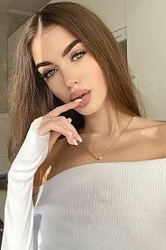 Daryna Kyiv 1847037