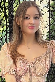 Kateryna Kyiv 1905576