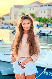 'russian women'