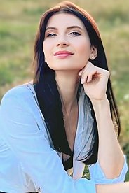 Iryna Berlin 1930237