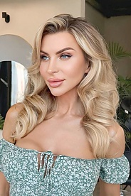 'russian women'