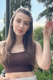 Daria Romny 1936413