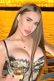Valeria Kharkiv 1939432