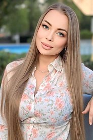 Anna Kiyiv 1942070