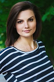 Julia Nikolaev 529212