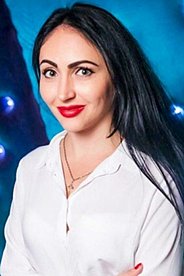 Viktoriia Kharkov 619835